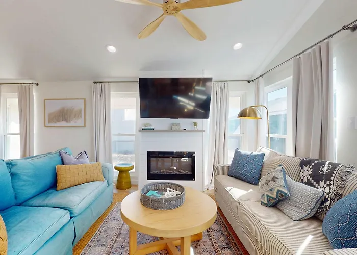Holiday home 4th-floor Gulf-front With Shared Outdoor Pool Ac Private Balcony *