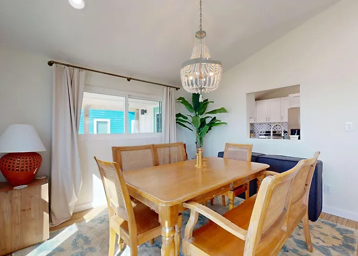 4th-floor Gulf-front With Shared Outdoor Pool Ac Private Balcony *