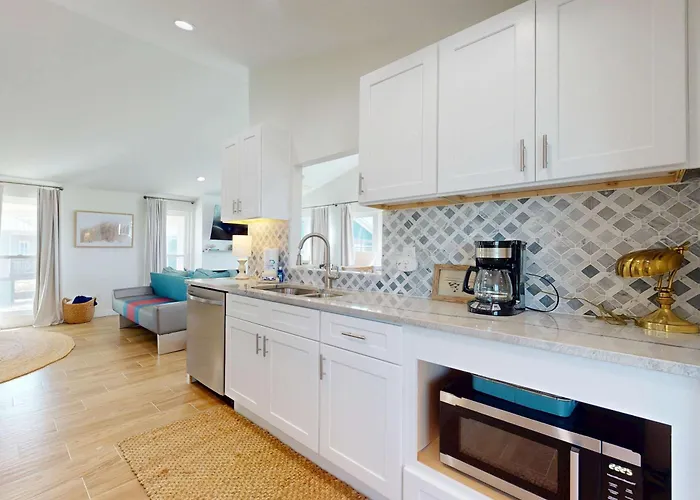 Holiday home 4th-floor Gulf-front With Shared Outdoor Pool Ac Private Balcony *